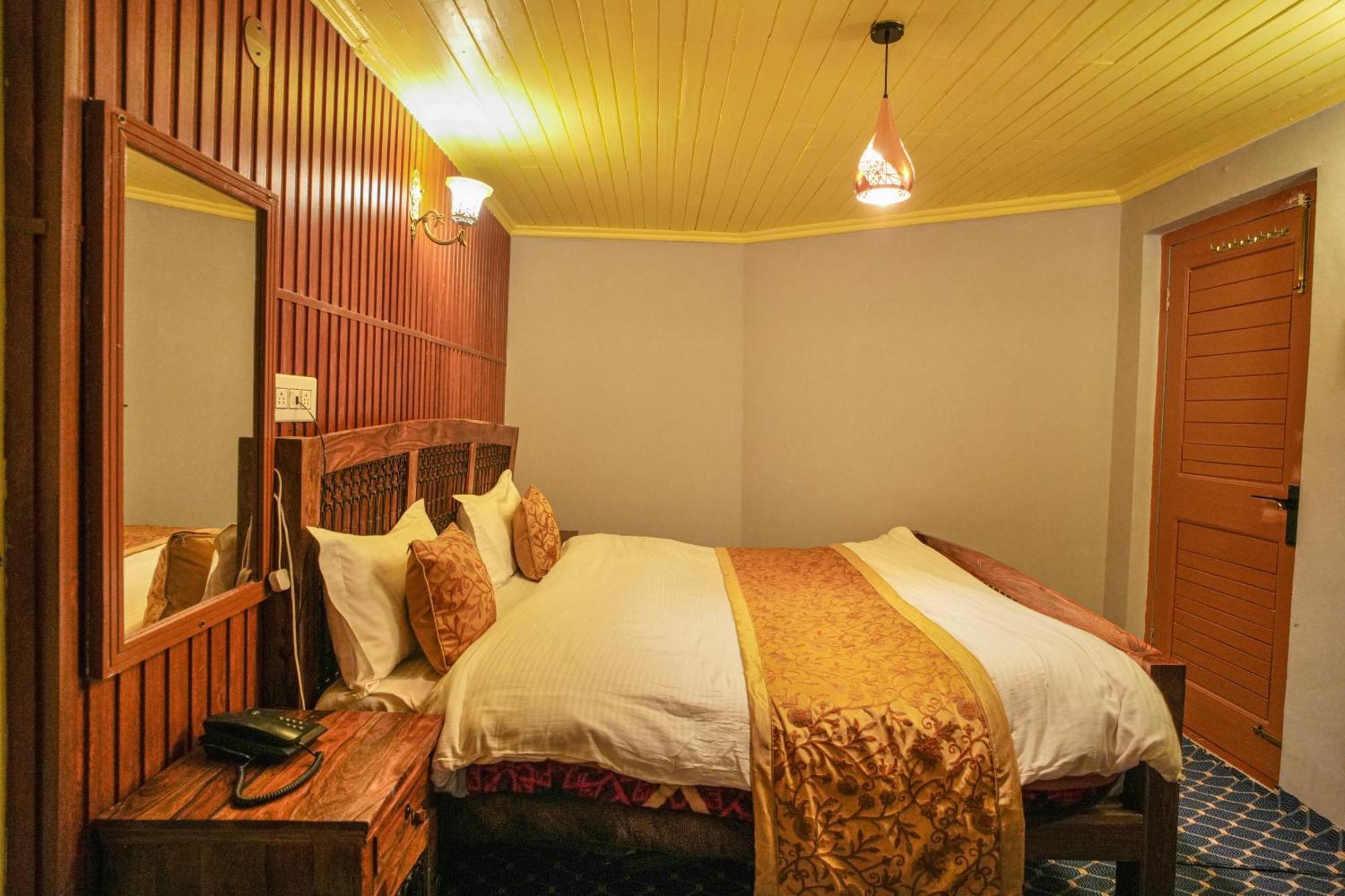 Hotel Little Silver Pahalgām Dış mekan fotoğraf