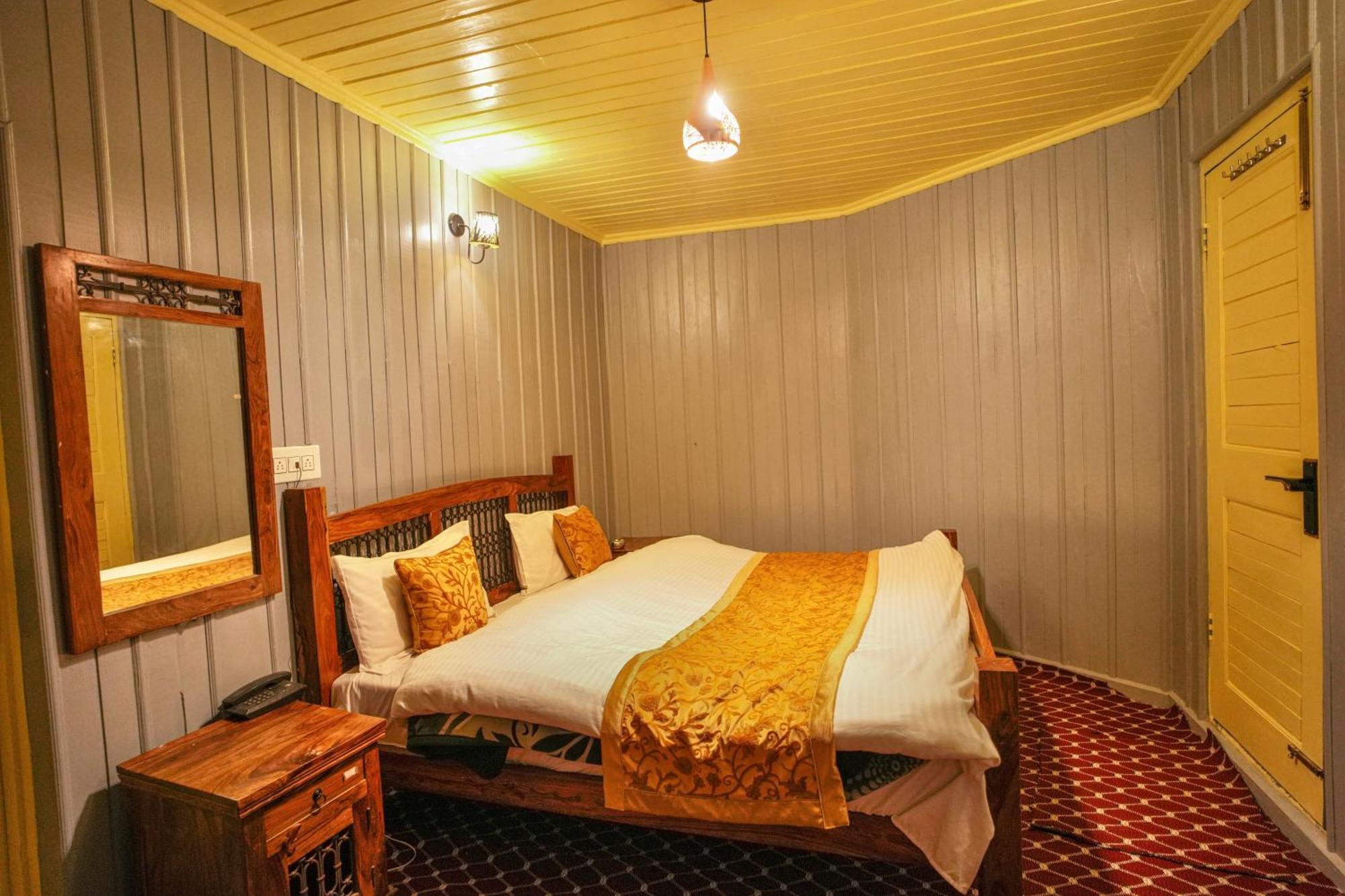 Hotel Little Silver Pahalgām Dış mekan fotoğraf