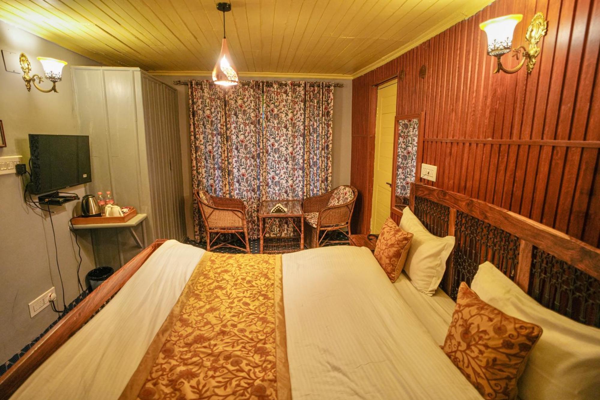Hotel Little Silver Pahalgām Dış mekan fotoğraf