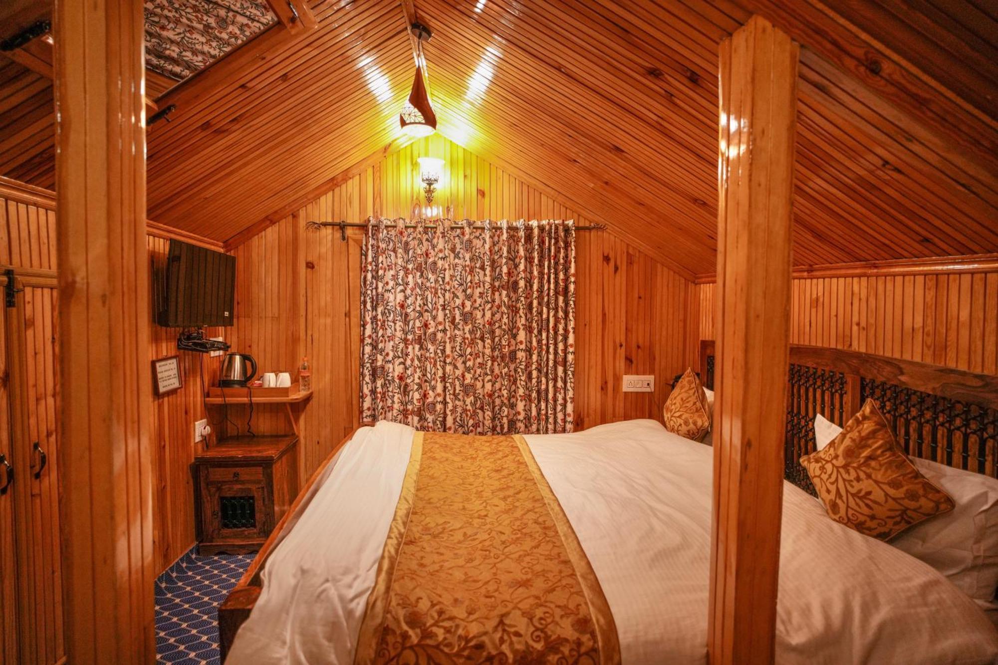 Hotel Little Silver Pahalgām Dış mekan fotoğraf